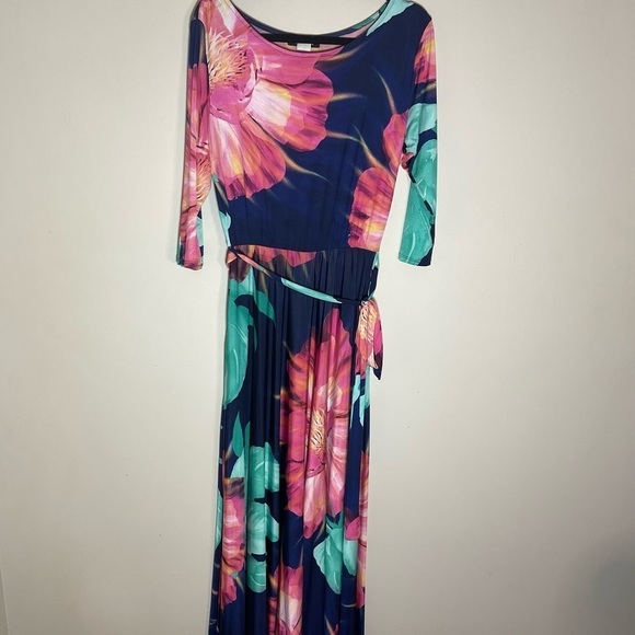 Flower print maxi dress with pockets & 3/4 sleeves - Picture 5 of 7